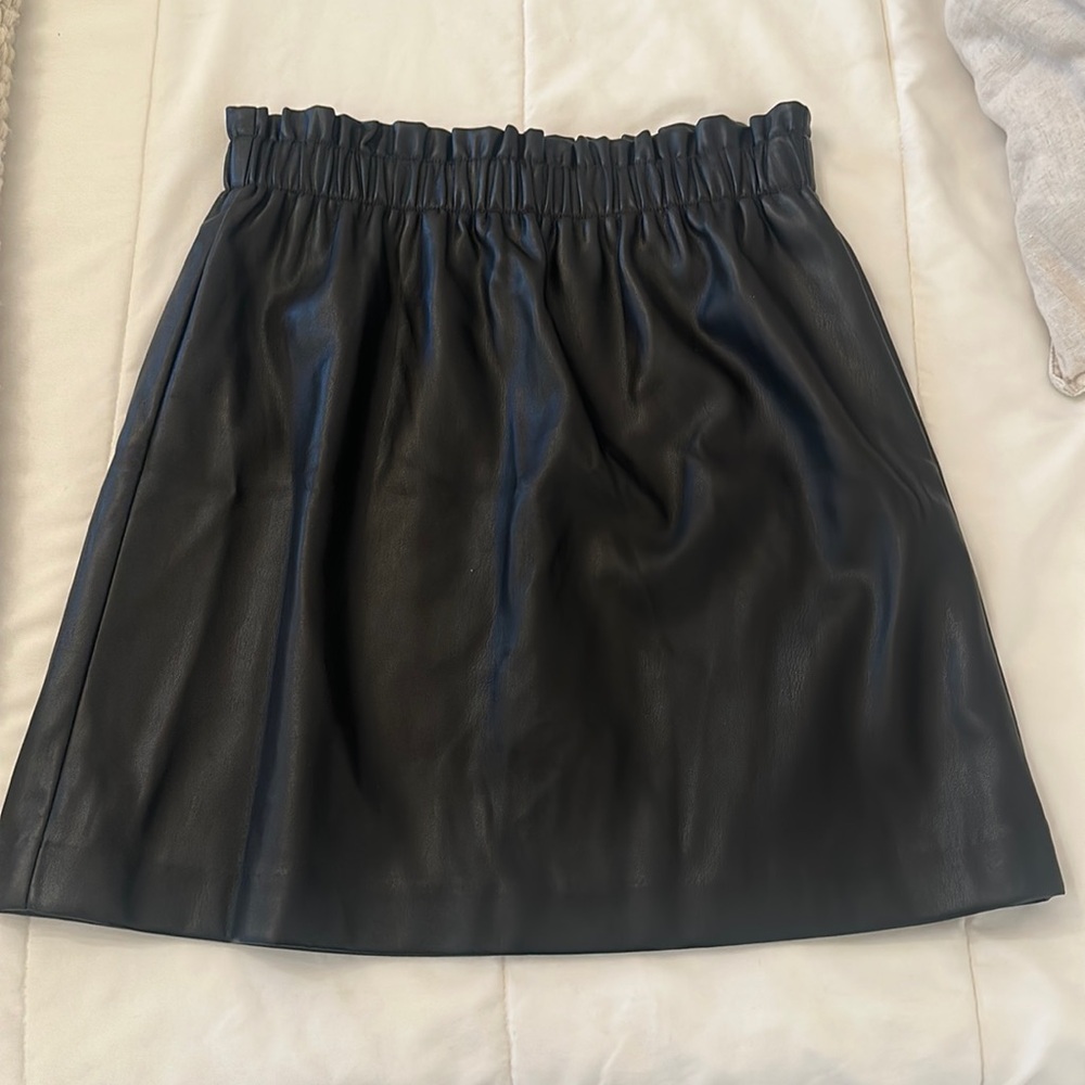 Loft faux leather skirt